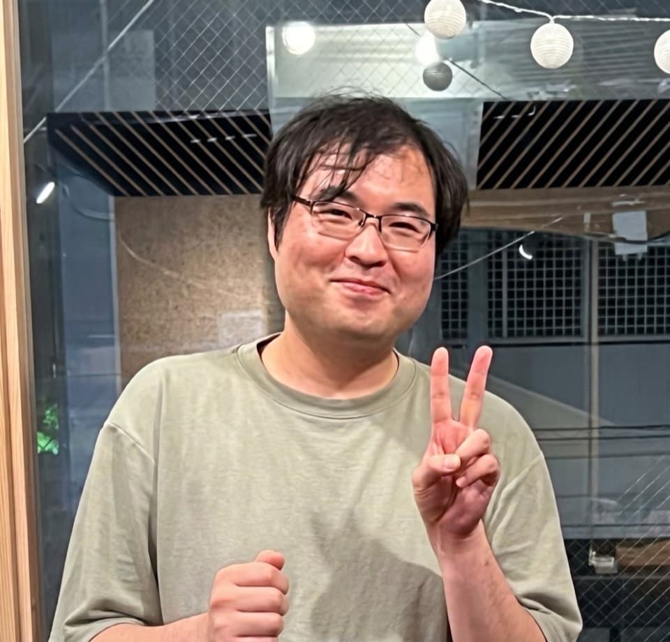 Yoshifumi Tanaka (guitar)